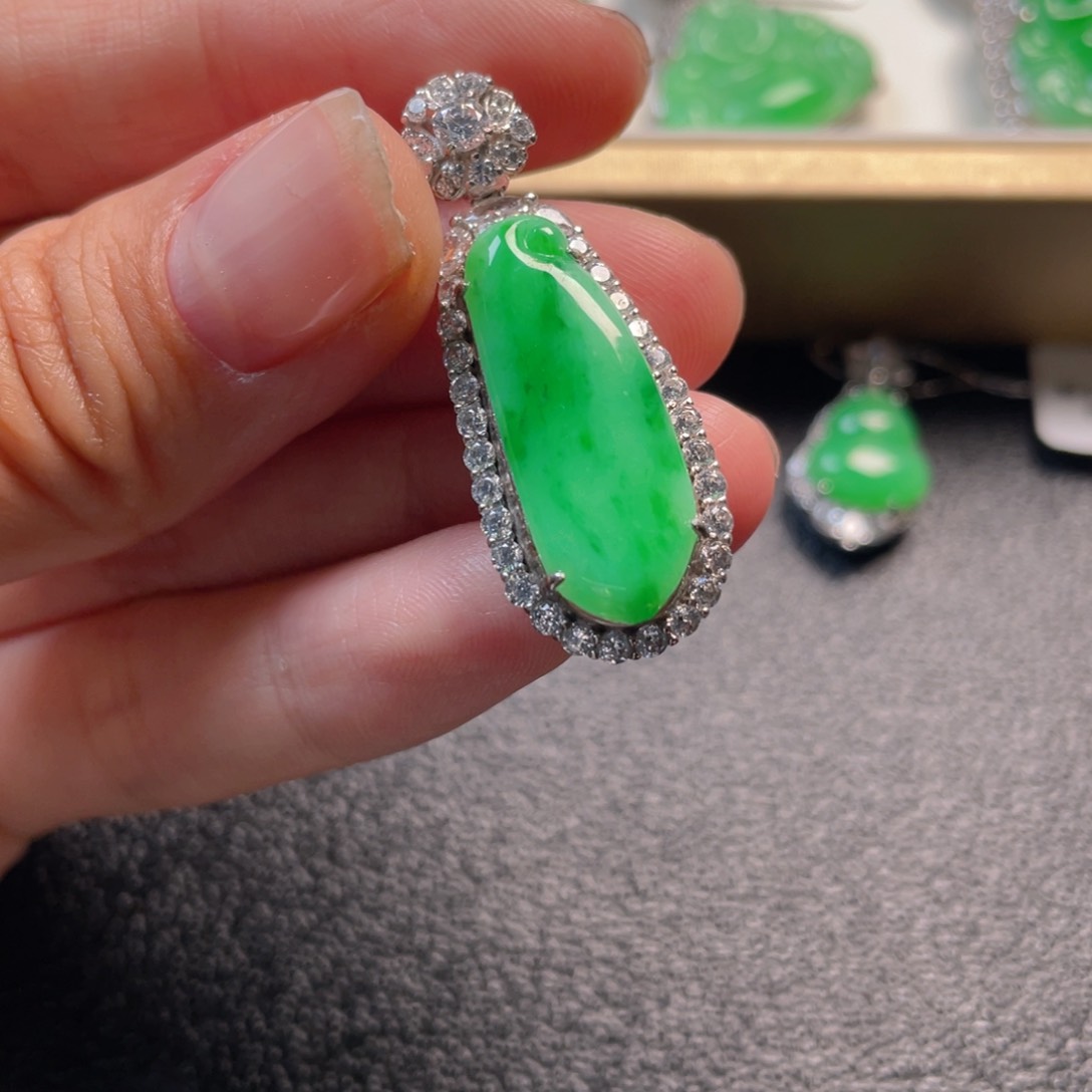 翡翠吊坠(不含链)银S925镶嵌