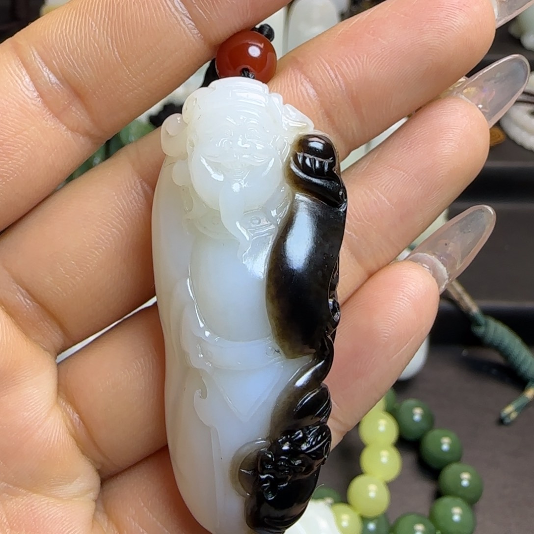 和田玉颈饰未镶嵌