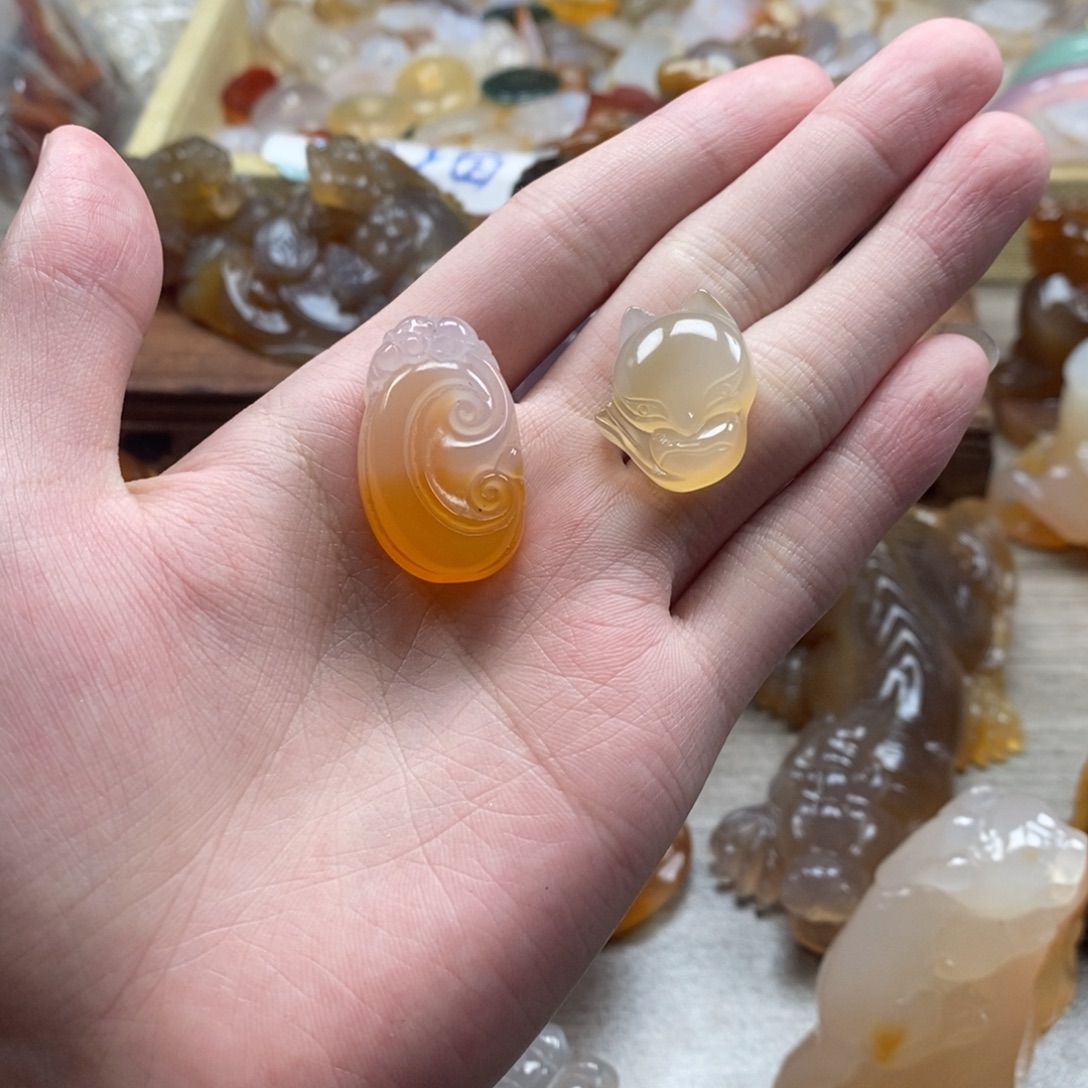 玛瑙/玉髓未镶嵌颈饰