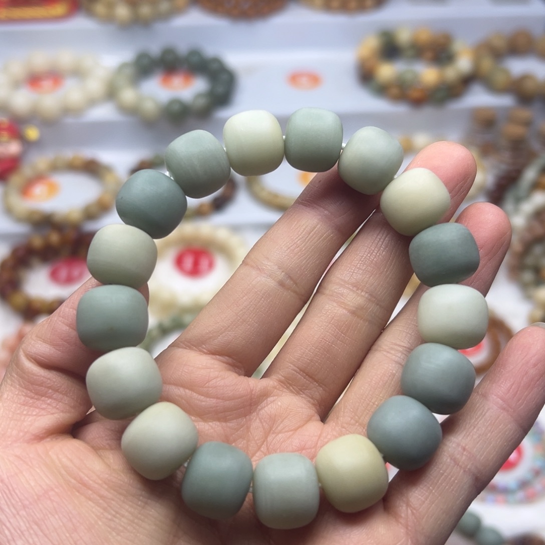 *****菩提根/象牙果手串