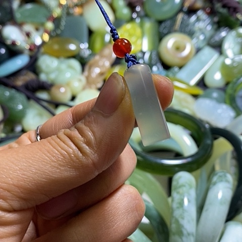 岫玉手机挂件未镶嵌
