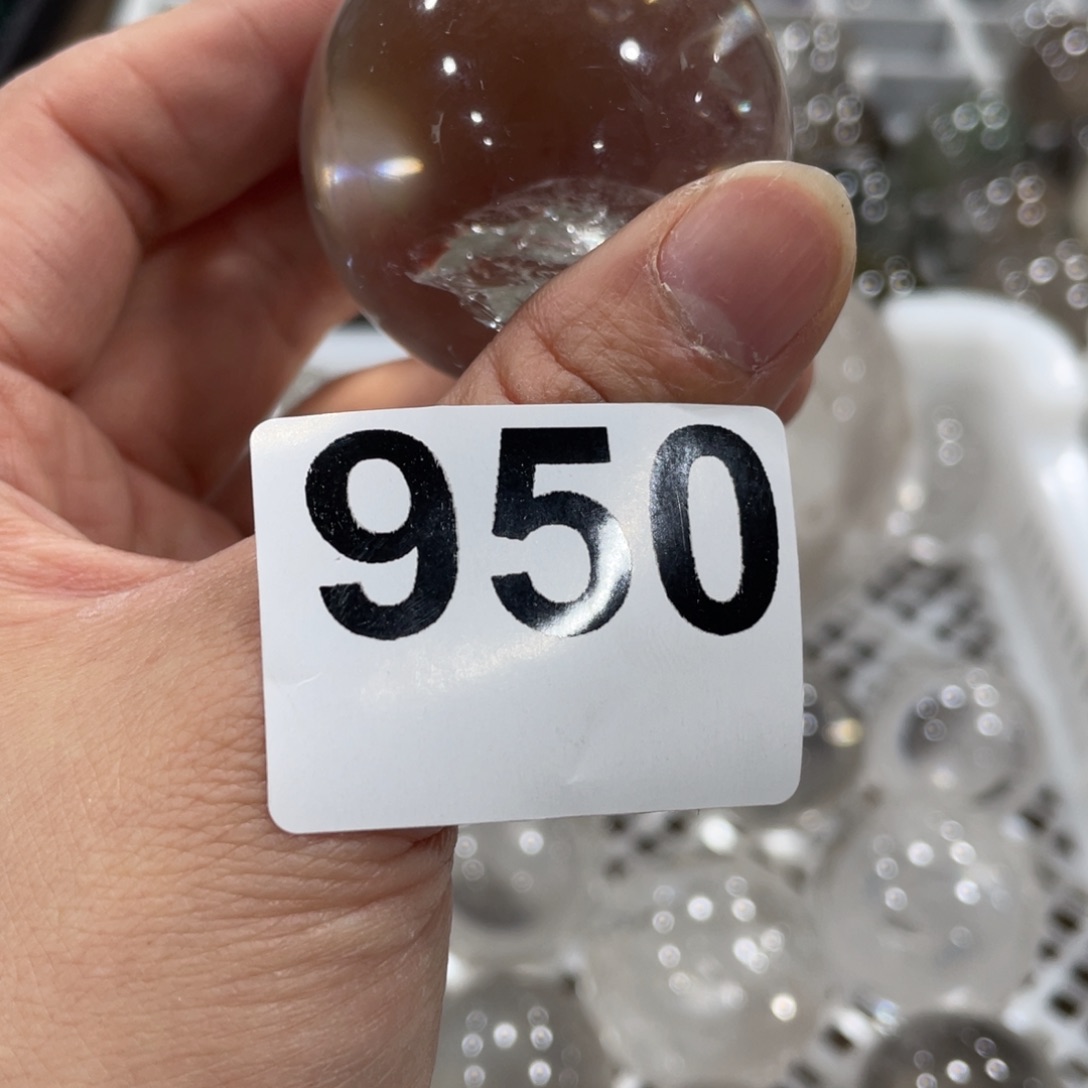 倸***榕水晶未镶嵌珠宝半成品