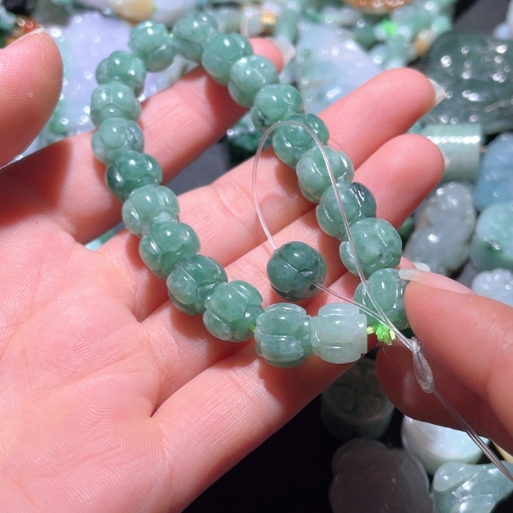 【闪购商品】翡翠颈饰未镶嵌北*狼天然翡翠