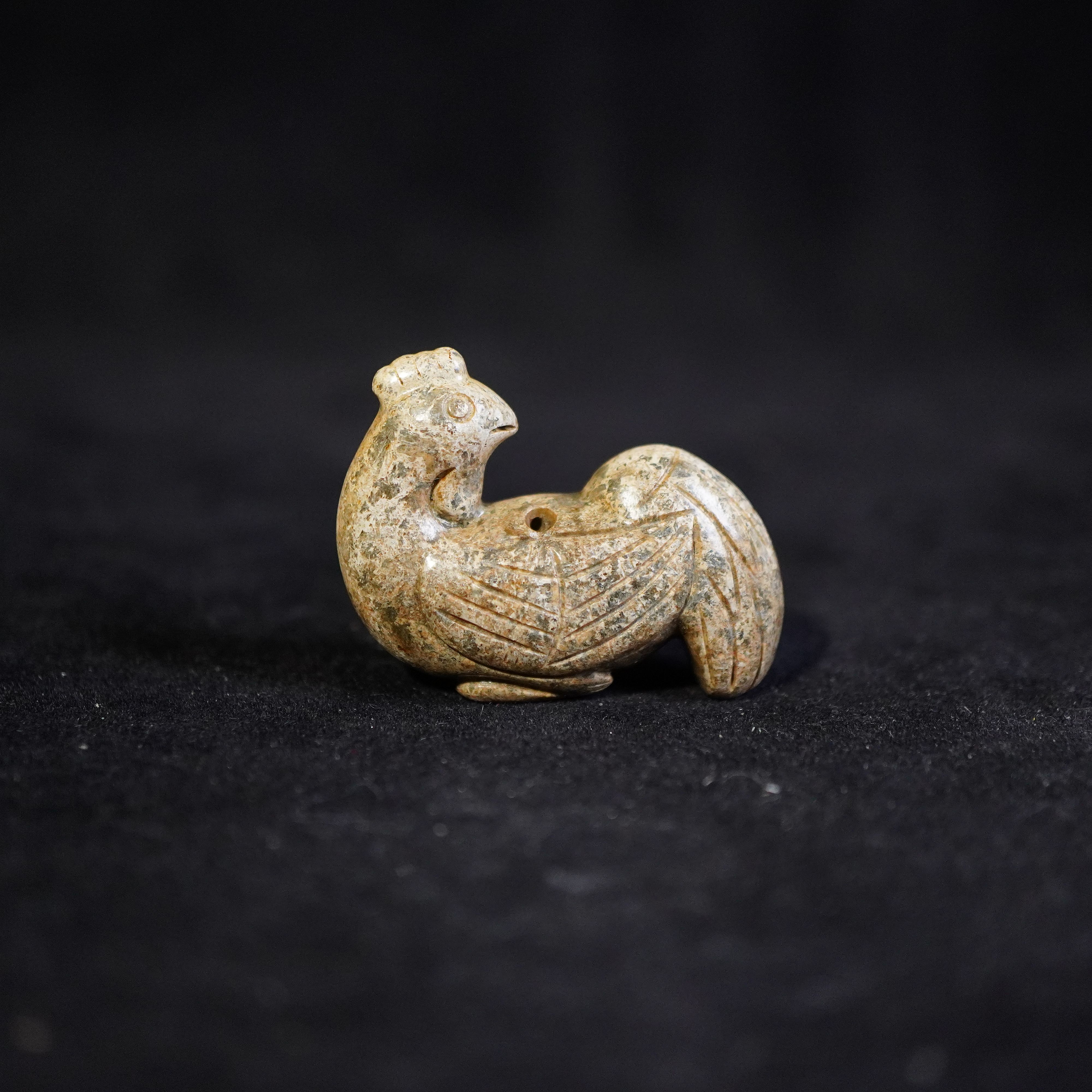 5YC21   明   玉雕玉鸡挂件