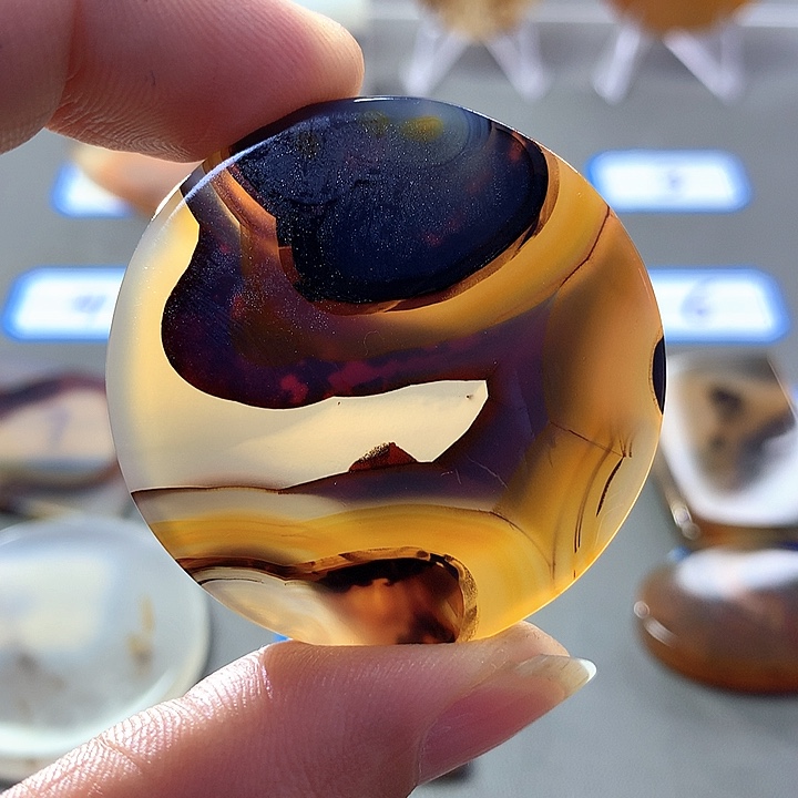 未镶嵌颈饰玛瑙/玉髓