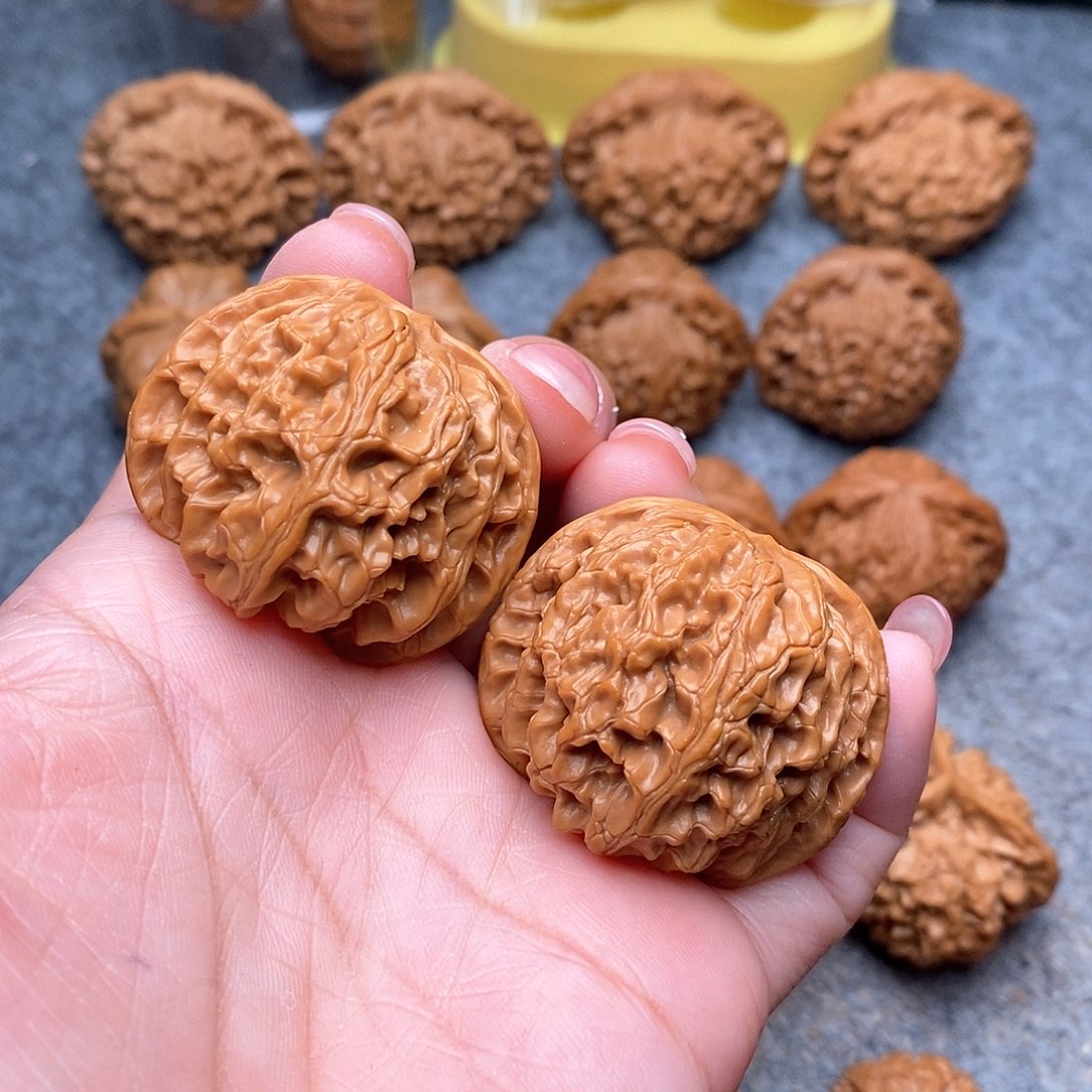 文玩核桃把件精品苹果40