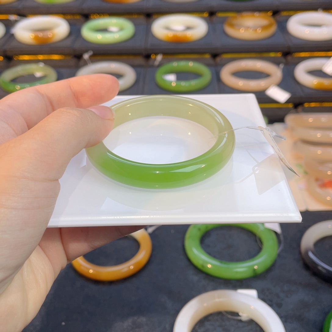 和田玉手镯未镶嵌翠青手镯51➕