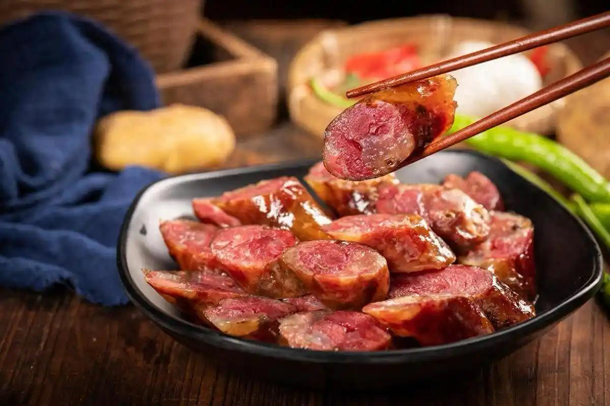 云南宣威农家腊肠真空包装