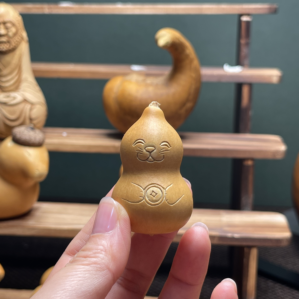 特价手工雕刻铜钱小猫咪，背面有色差