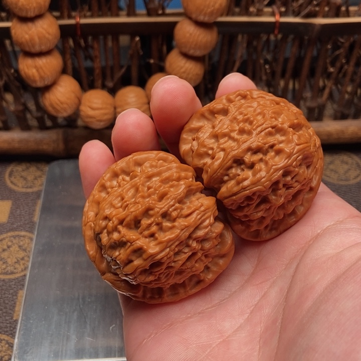 桃核吊坠r**z白狮子43全品