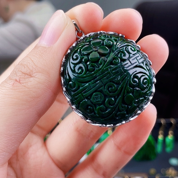 翡翠颈饰银S925镶嵌饰品