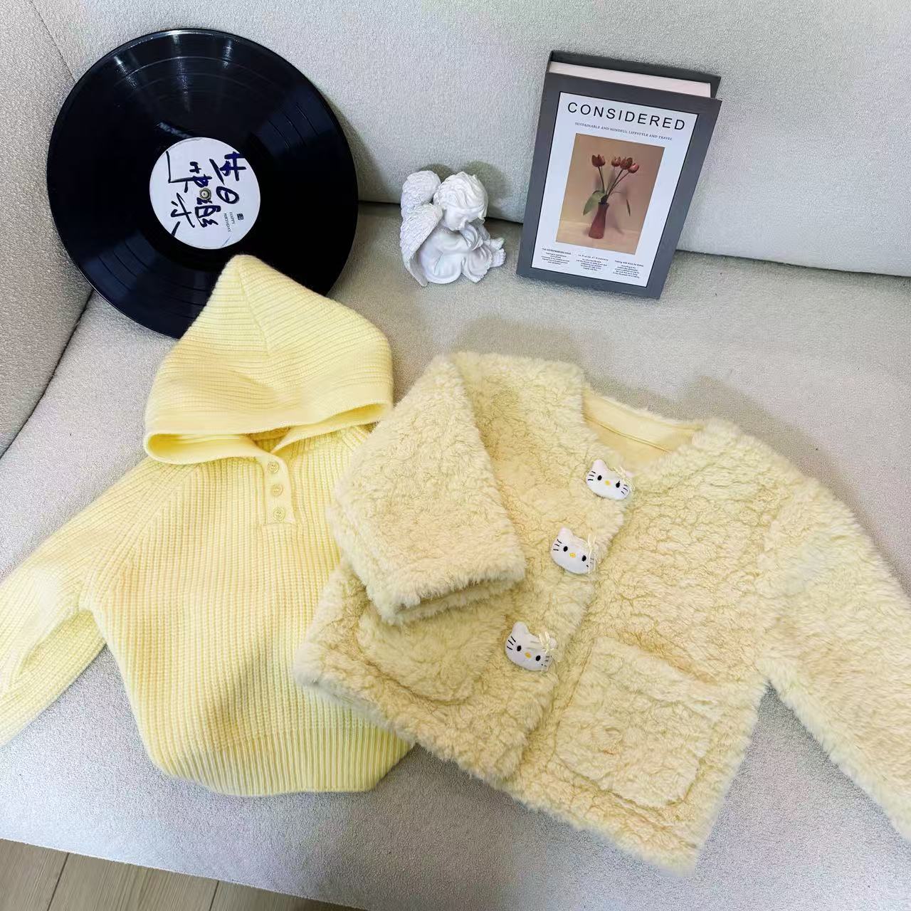 女童夹棉毛毛衣秋冬2025新款儿童气质棉服加厚圆领小香风外套洋气