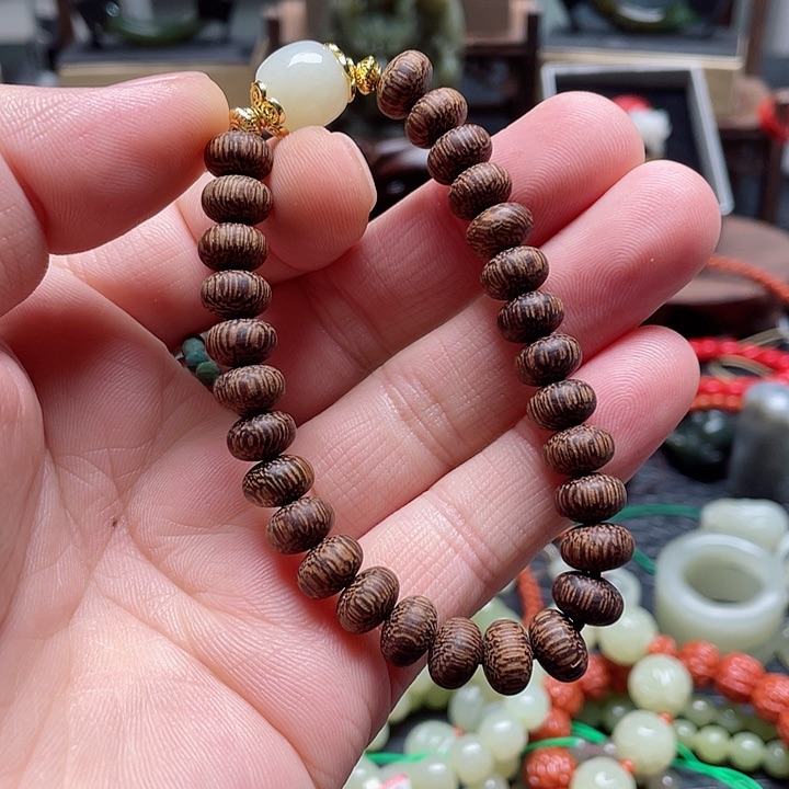 和田玉手串未镶嵌