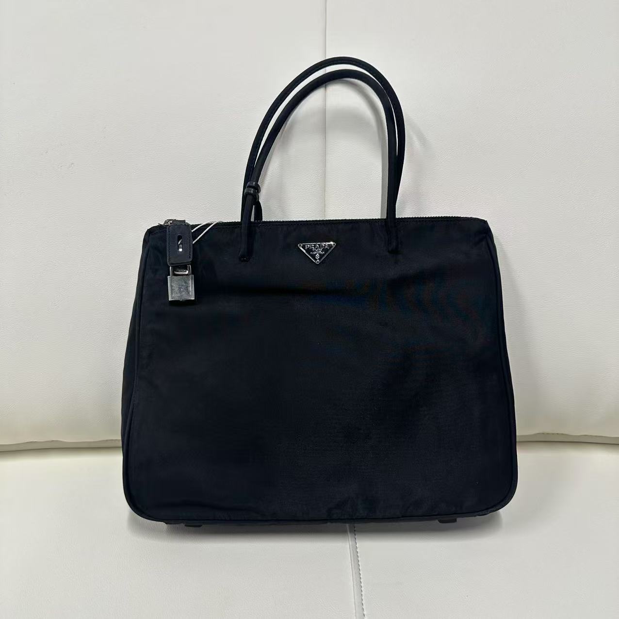 95新 Prada/普拉达 伦老板/95新/普拉达单肩包