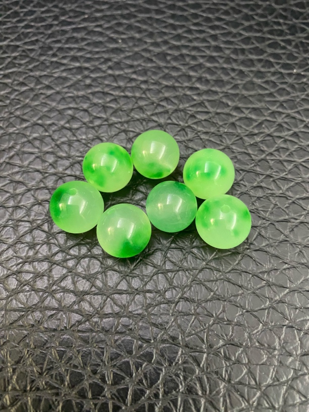 天然缅料A货：飘绿花卡12+单珠一颗：多样性发货