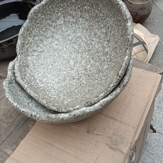瓷片陶瓷盤子碗啥都有