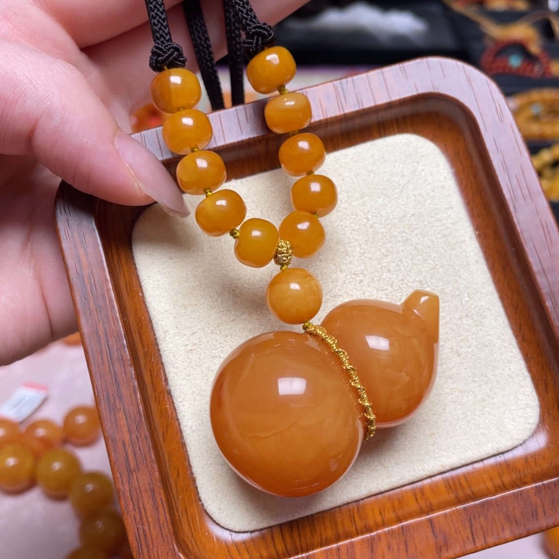 未镶嵌颈饰蜜蜡项链