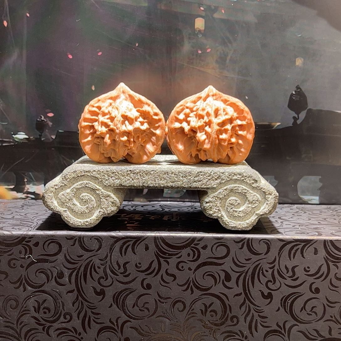 桃核把件盘山三棱022107