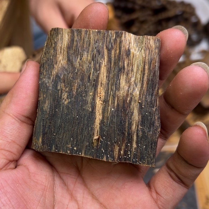 沉香沉香碎屑25.6克