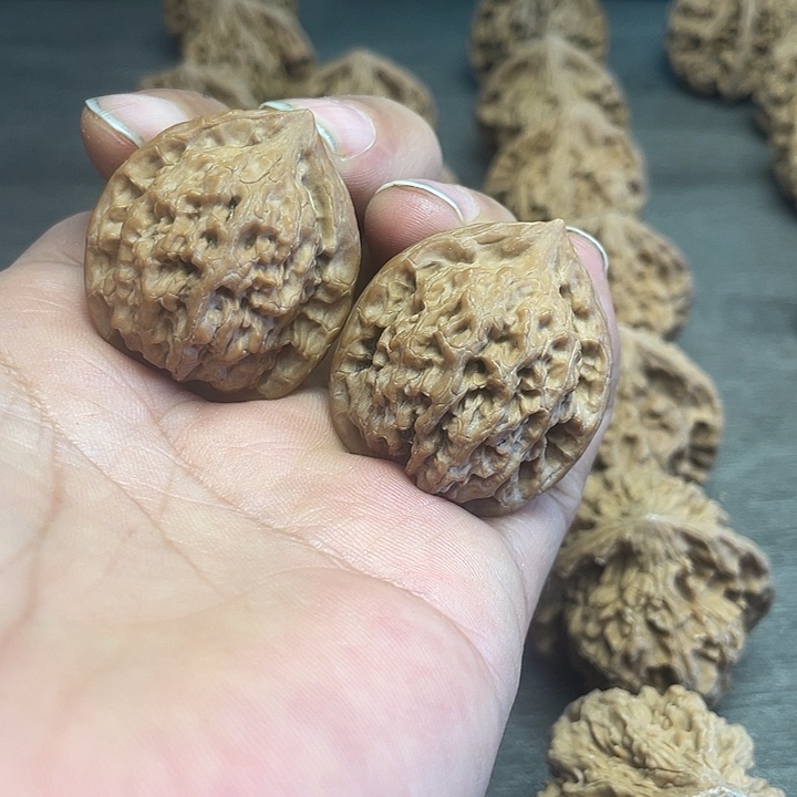 吊坠文玩核桃秦公子33尺