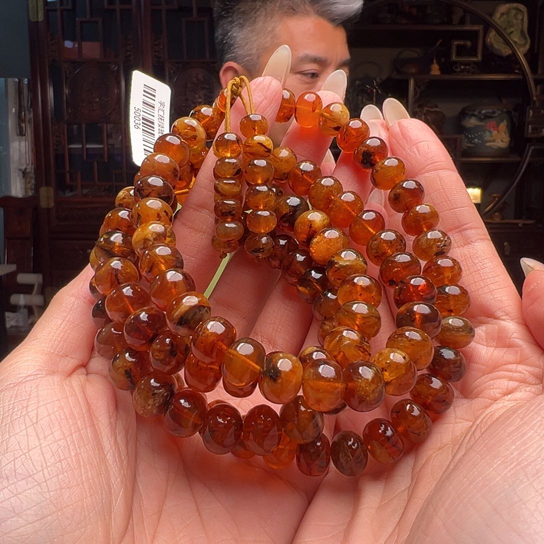 琥珀裸石未镶嵌舒*抚顺琥珀50036。10mm