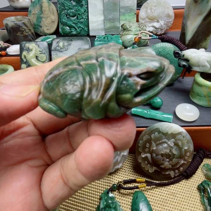 未镶嵌独山玉珠宝半成品