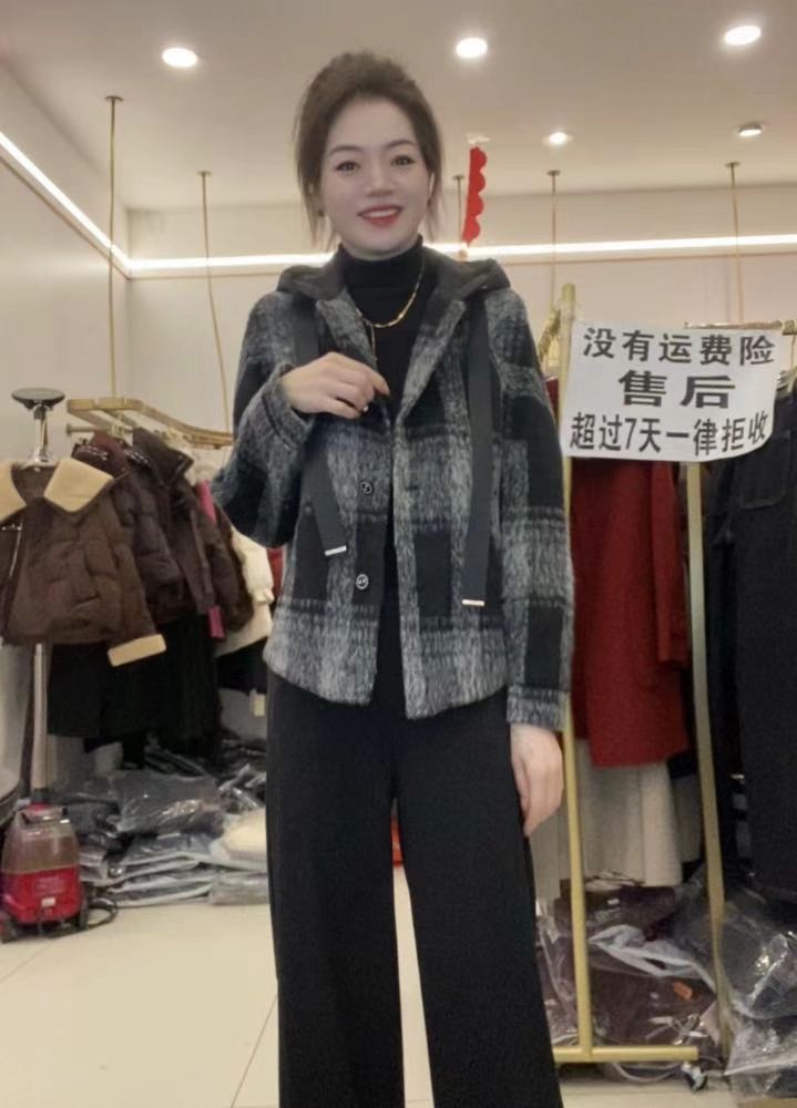 2025新款时尚气质百搭格子带帽外套