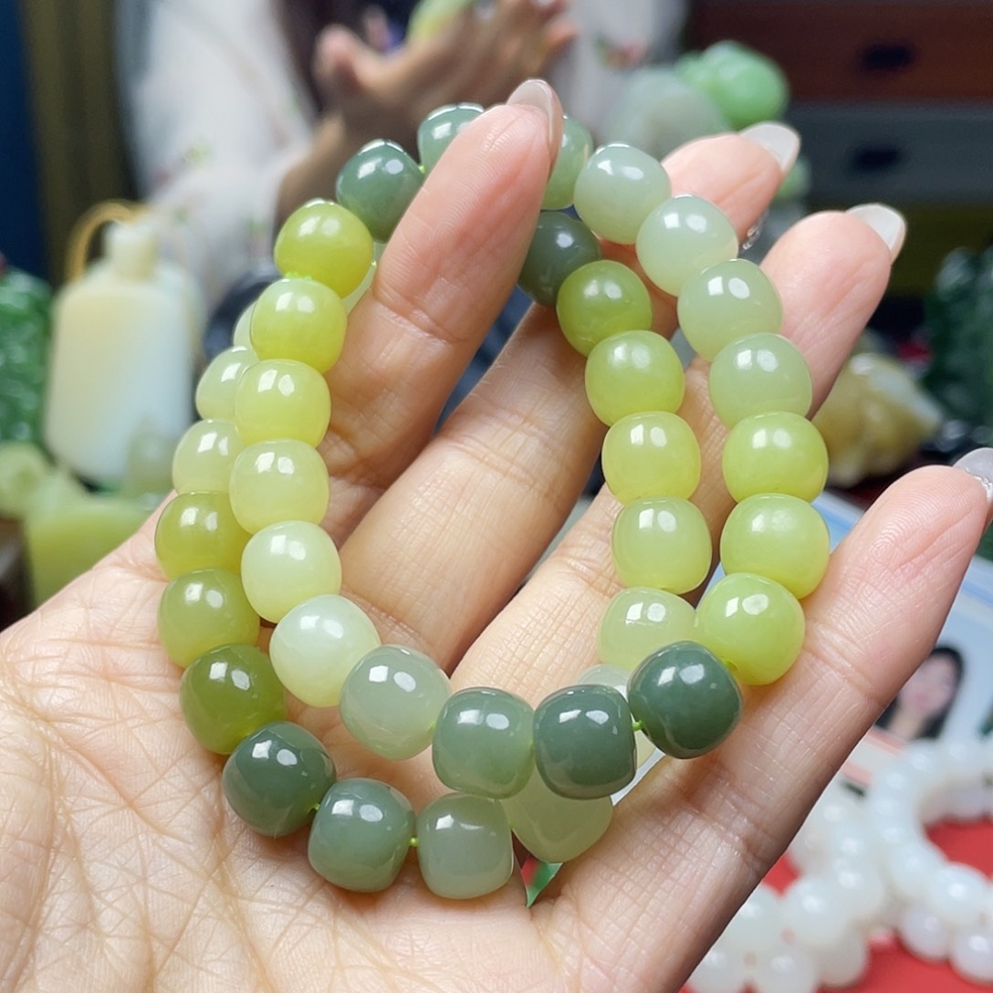 未镶嵌手链和田玉拍一发一，多样性发货