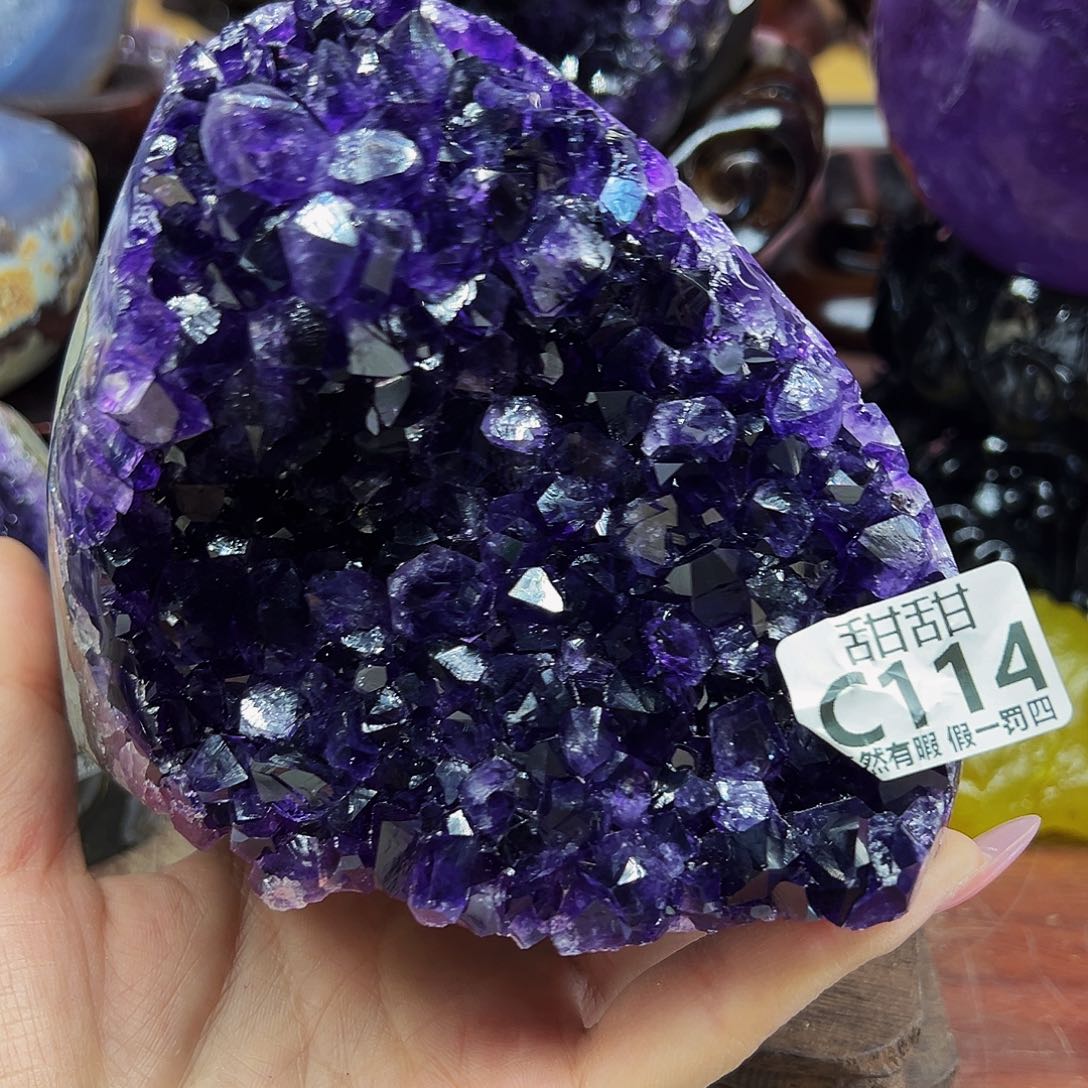 水晶大型摆件未镶嵌