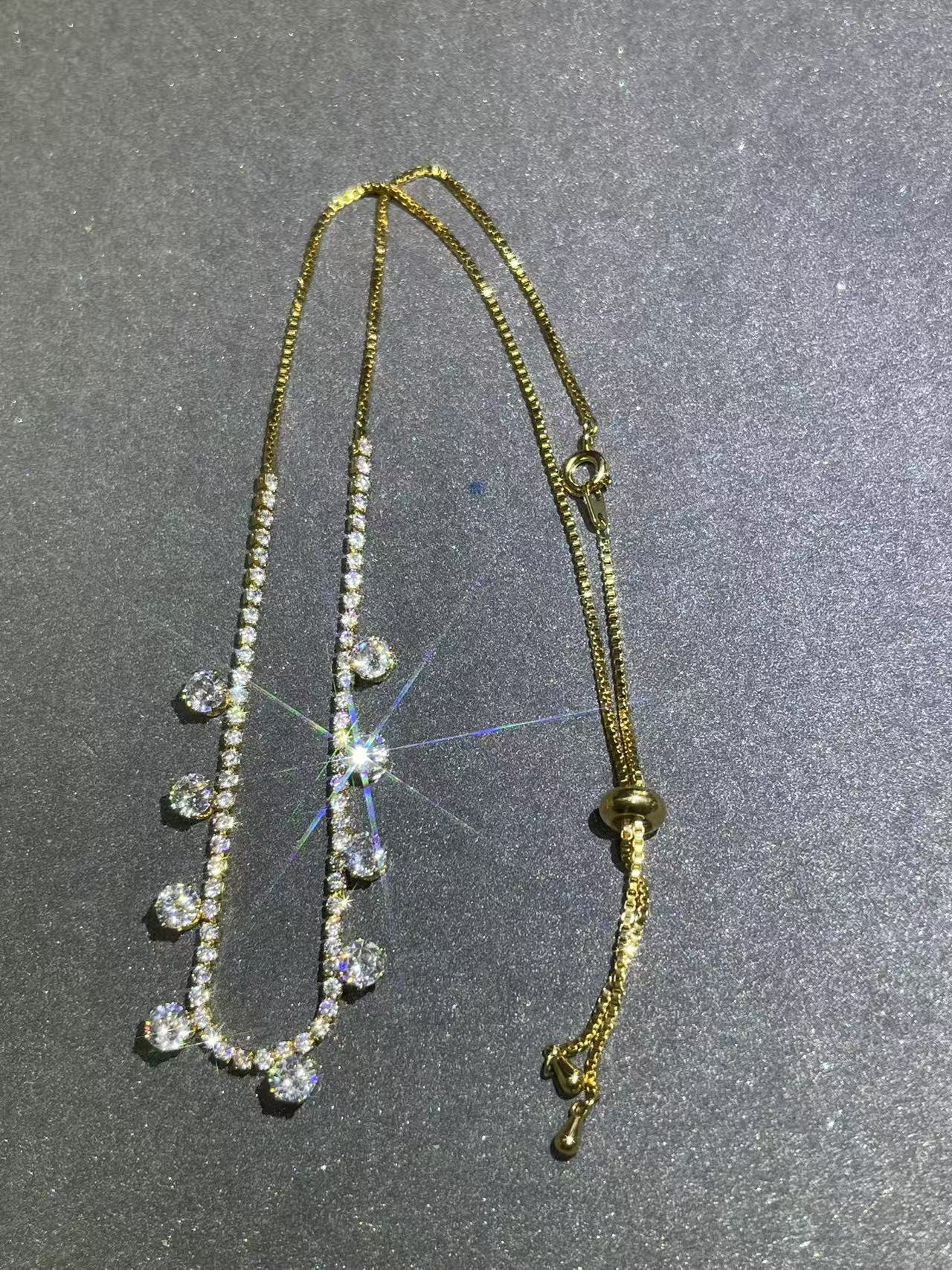  a1747黄色满镶项链多样性发货