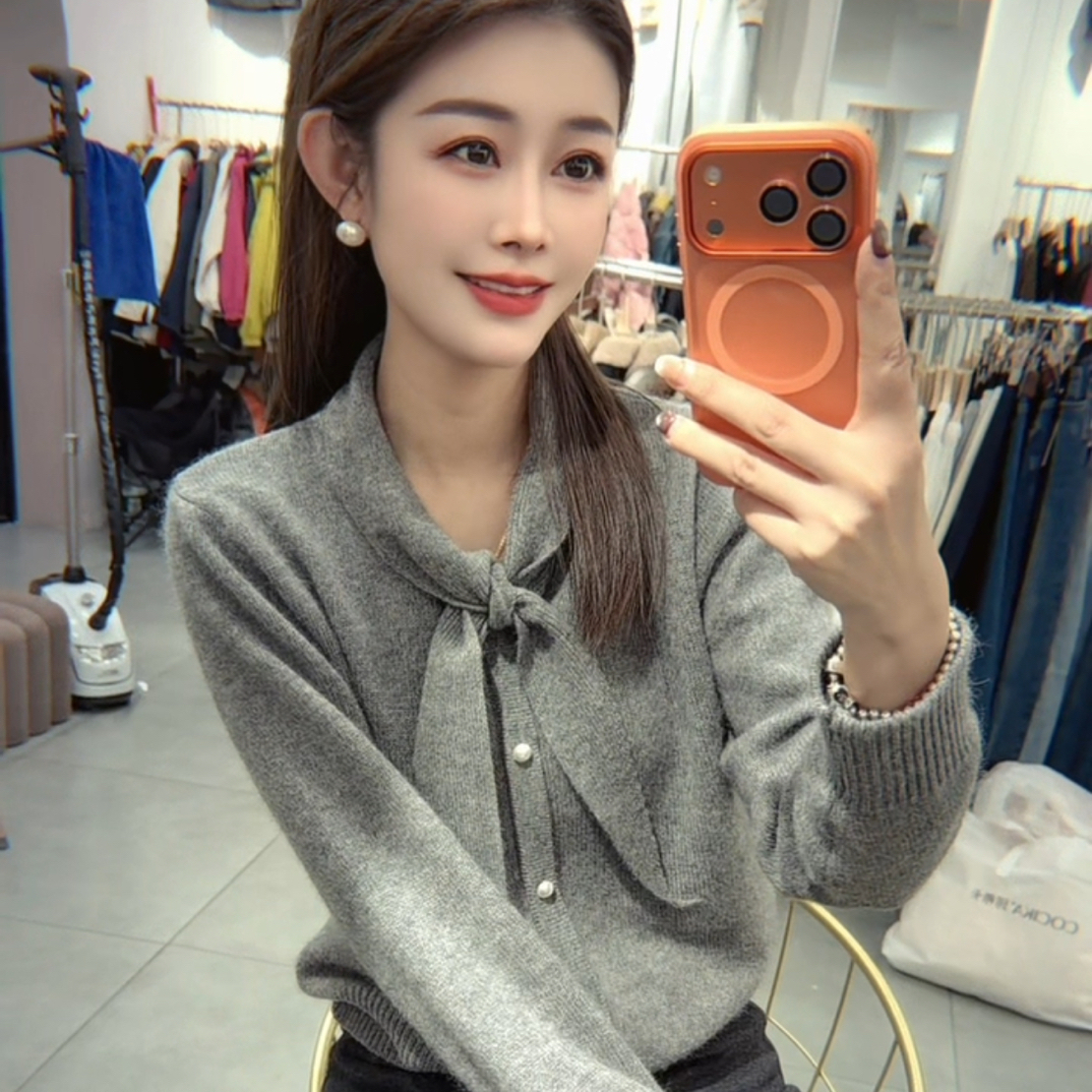 炫彩阁1061【法式蝴蝶结套头毛衣】毛衣摩擦久了会起球