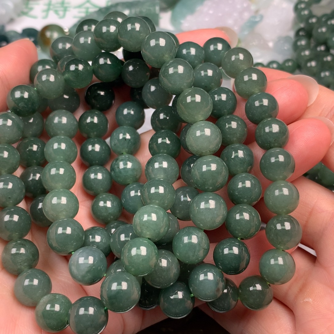 都***堰翡翠未镶嵌颈饰翡翠