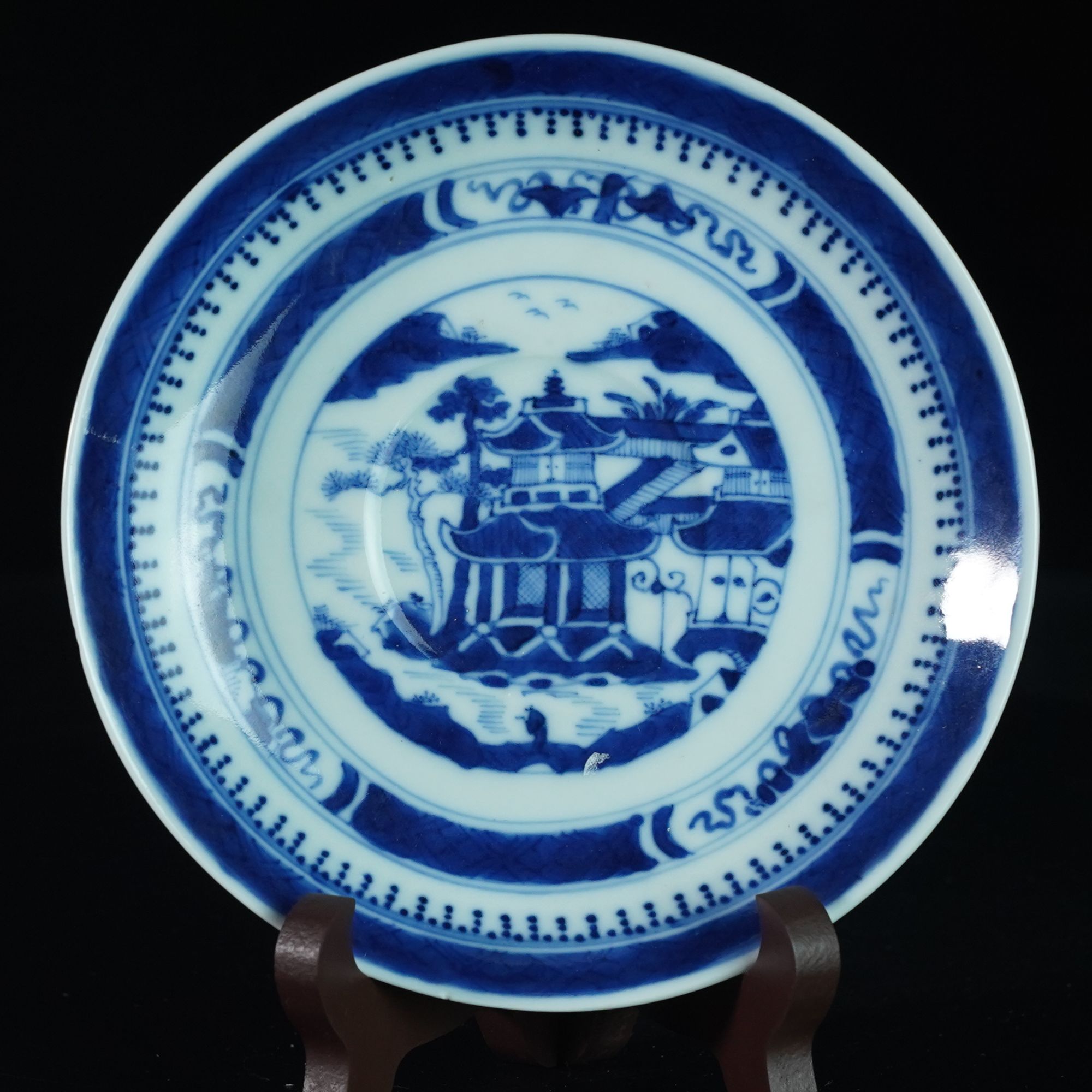 LXZ2580120055【十竹斋】清乾隆青花亭台楼阁赏盘