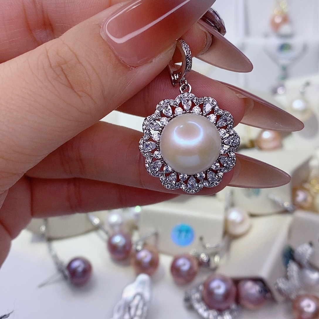 吊坠(赠链)未镶嵌淡水珍珠