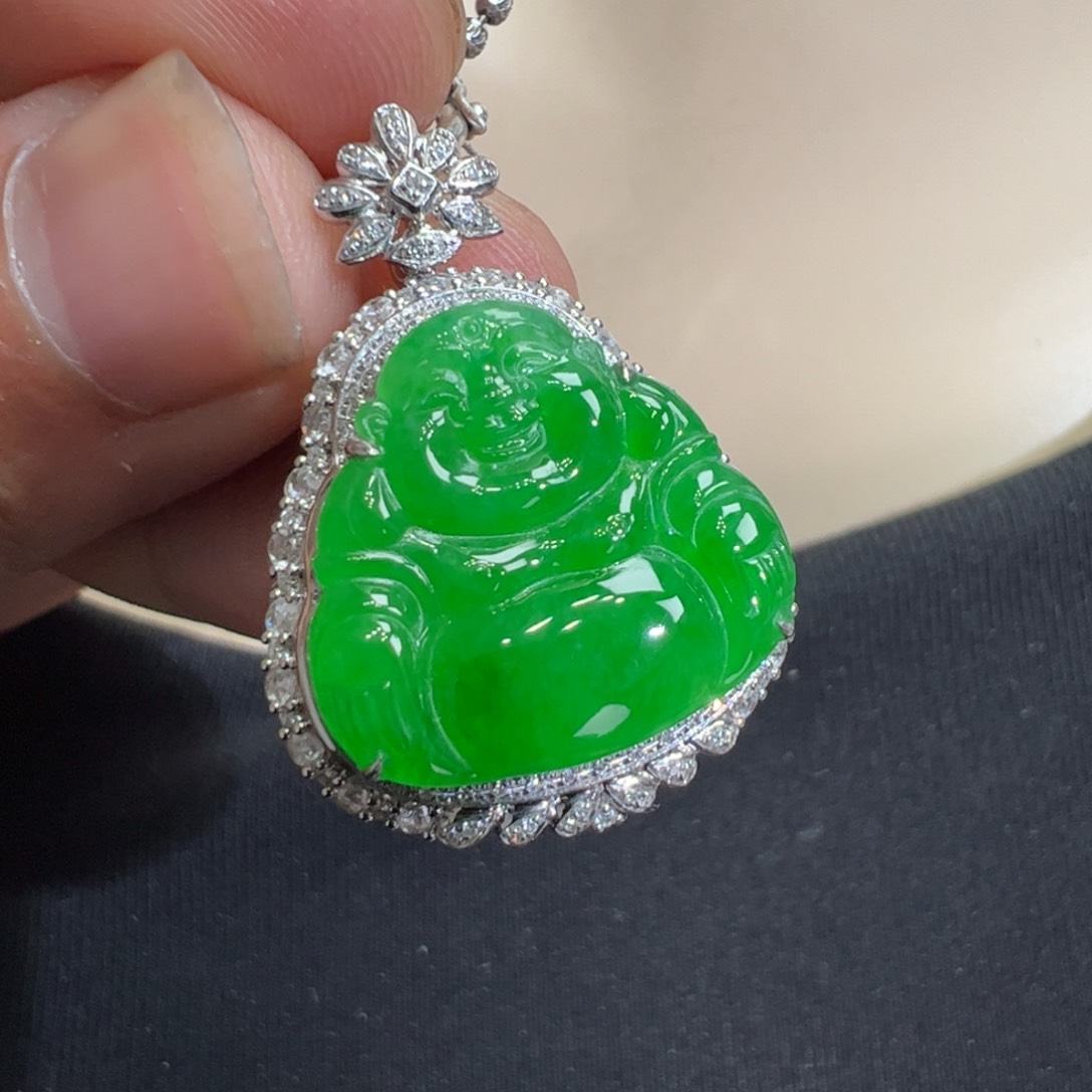 翡翠吊坠(不含链)18K金镶嵌@****a