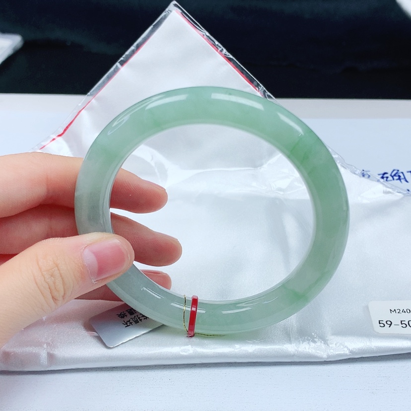 【闪购商品】翡翠手镯（圆镯）未镶嵌天然缅甸a货手镯59