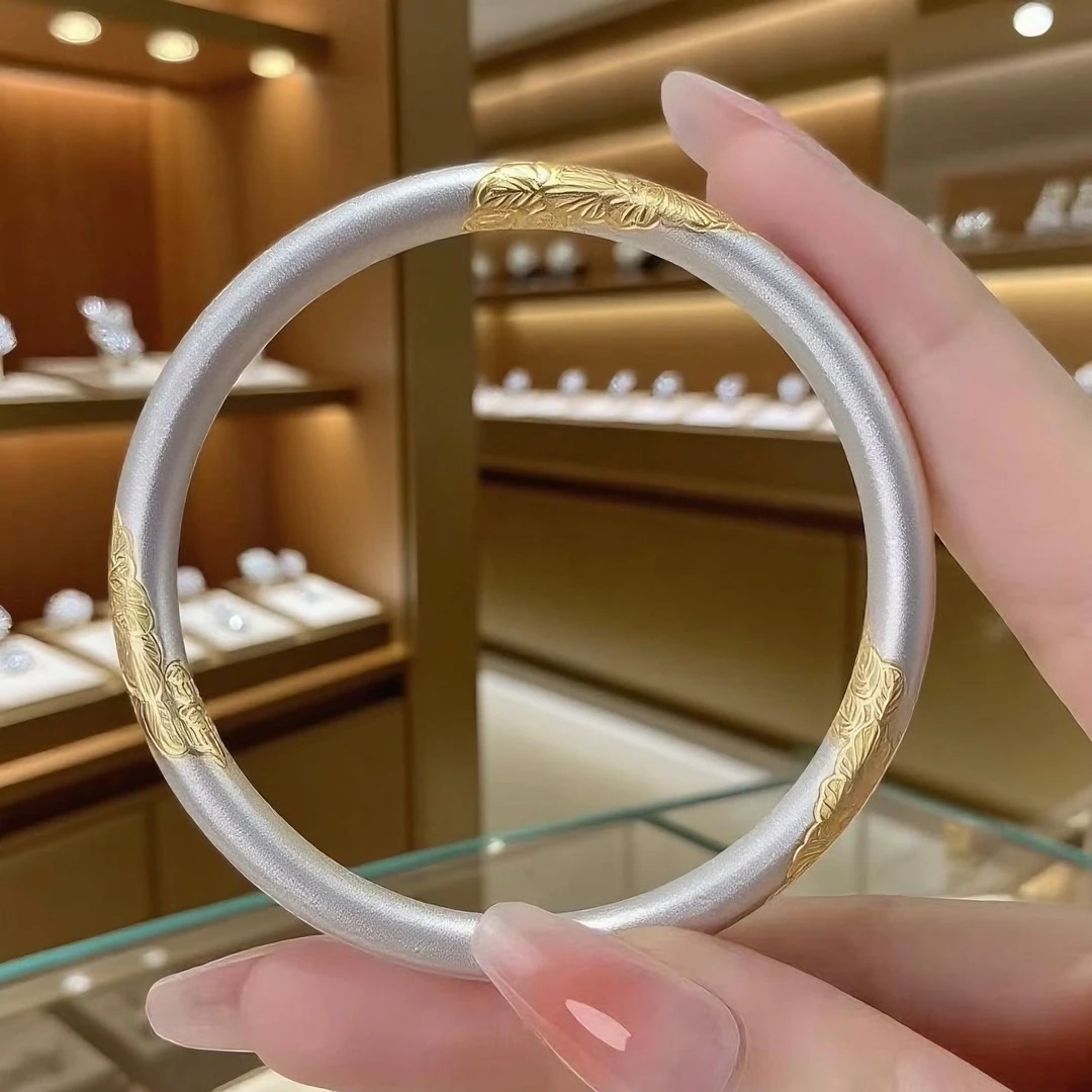 B59【约31g5N 约69g7.5N】999.9银古法描金白棠花实心手镯