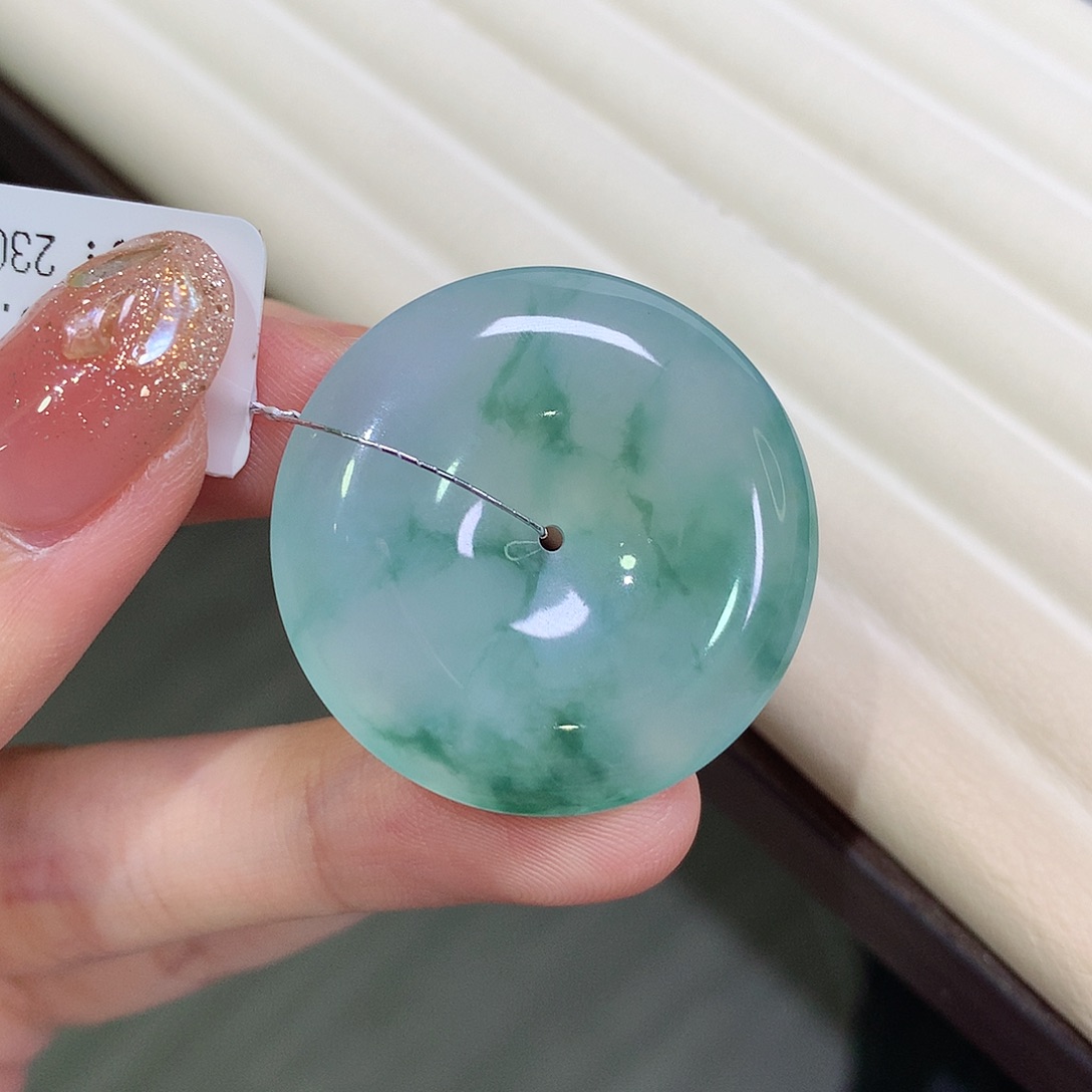 翡翠未镶嵌颈饰31.9-6