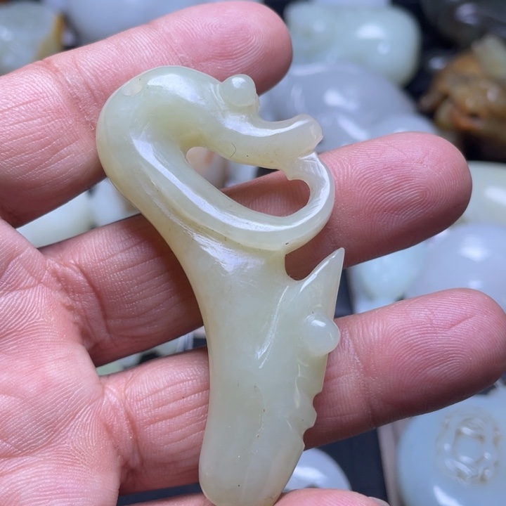 和田玉吊坠(不含链)未镶嵌