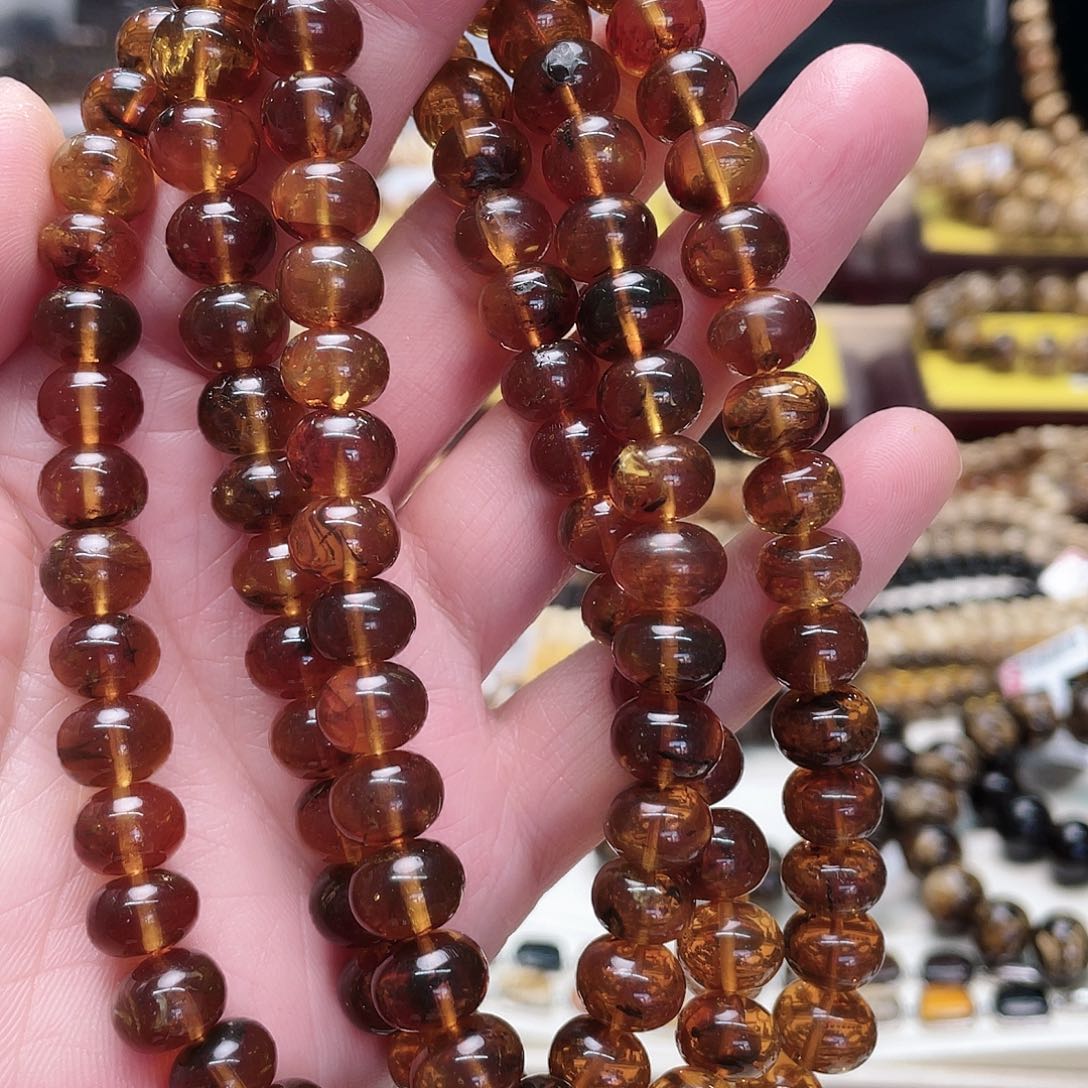 琥珀裸石未镶嵌十