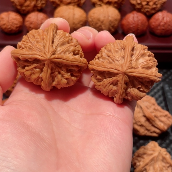 把件文玩核桃胸**落四棱全品