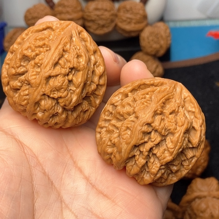 文玩核桃把件粗筋