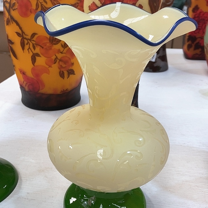玻璃琉璃花瓶高27口5