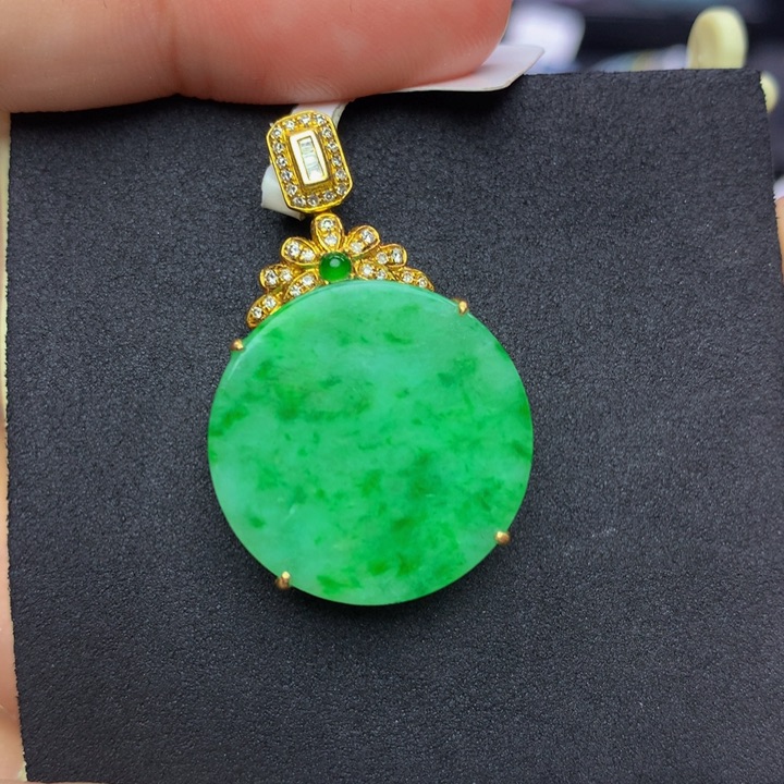 翡翠手链18K金镶嵌翡翠