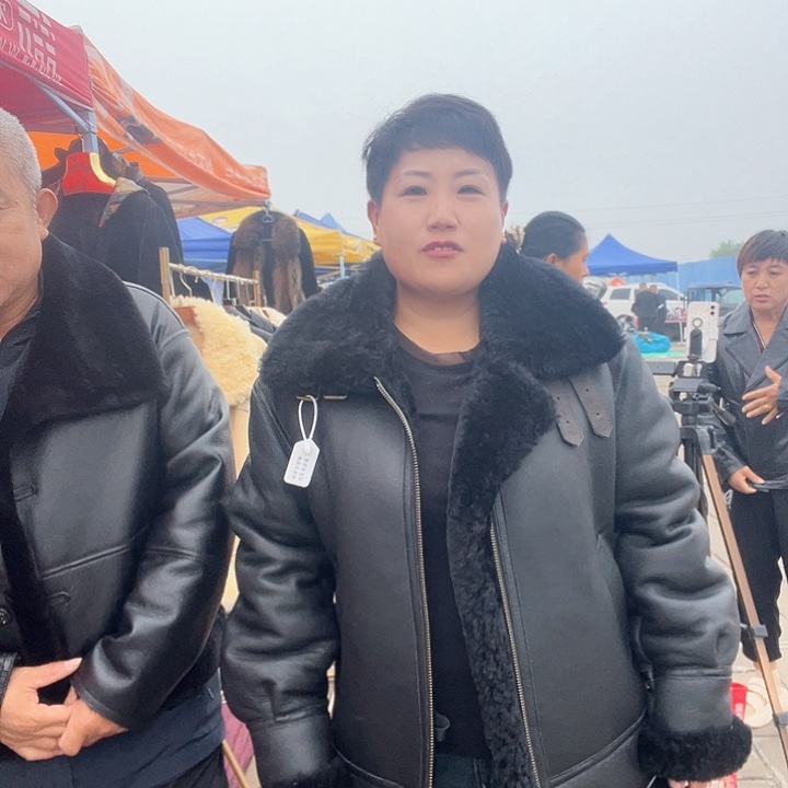 平**福54码数男款黑色皮毛一体