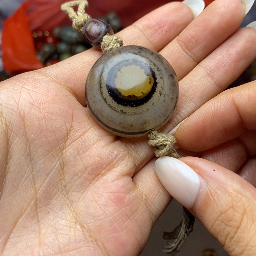 未镶嵌颈饰玛瑙/玉髓