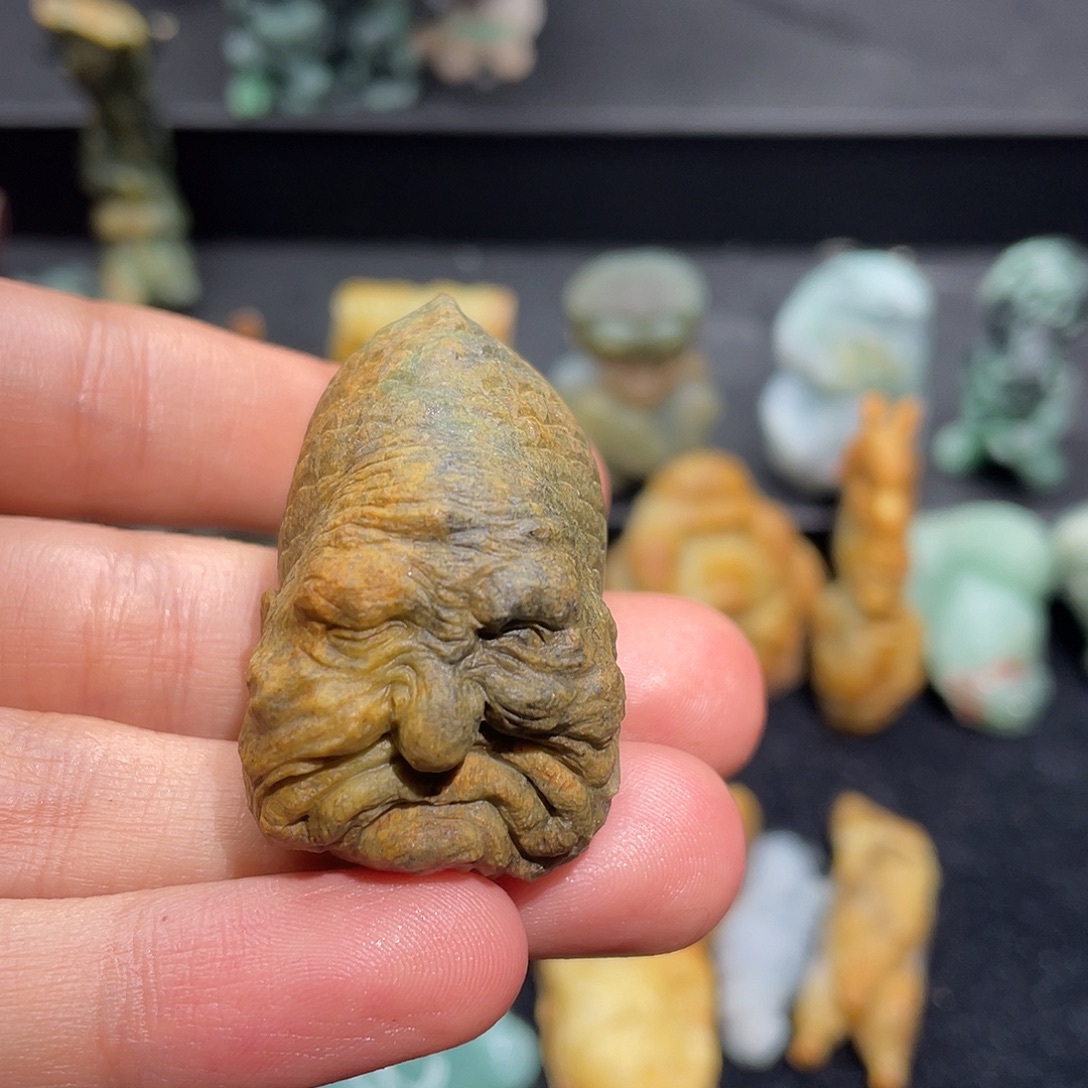 乱***天翡翠未镶嵌挂件鱼