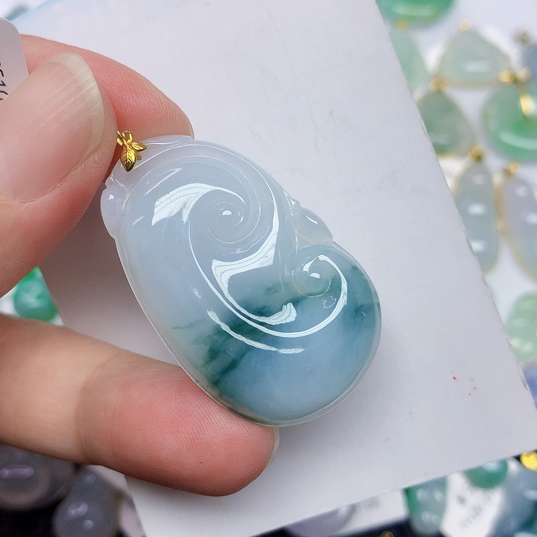 翡翠18K金镶嵌颈饰357889