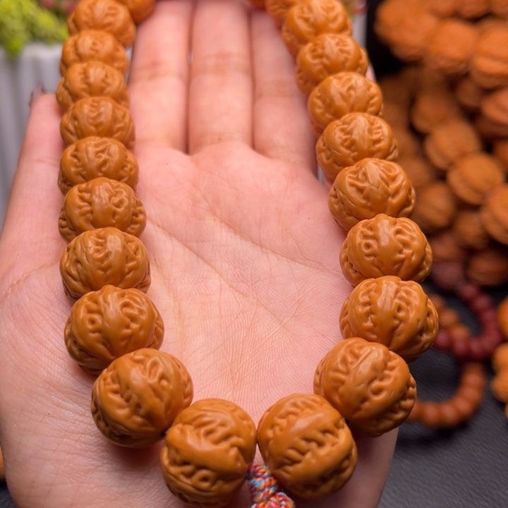 猴头核桃手串麻花手持17