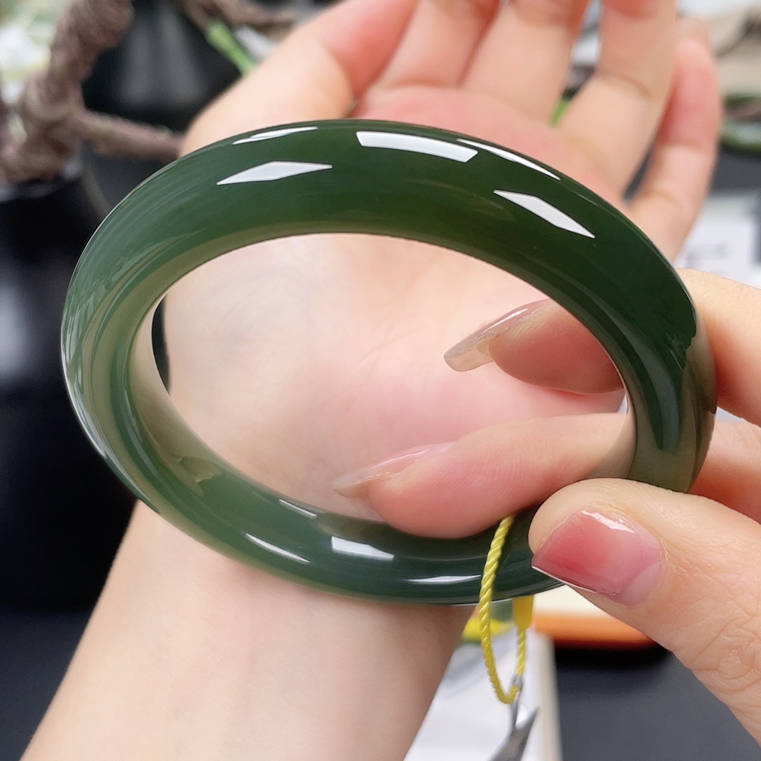 和田玉手镯5657未镶嵌